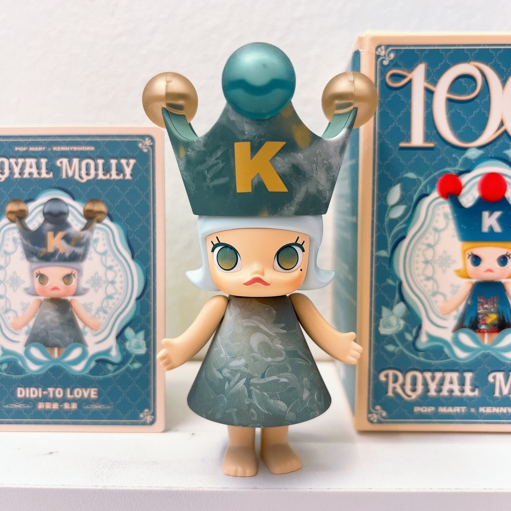 Pop Mart Mega Royal Molly 100% Didi-to Love Mini Figure Blind Box